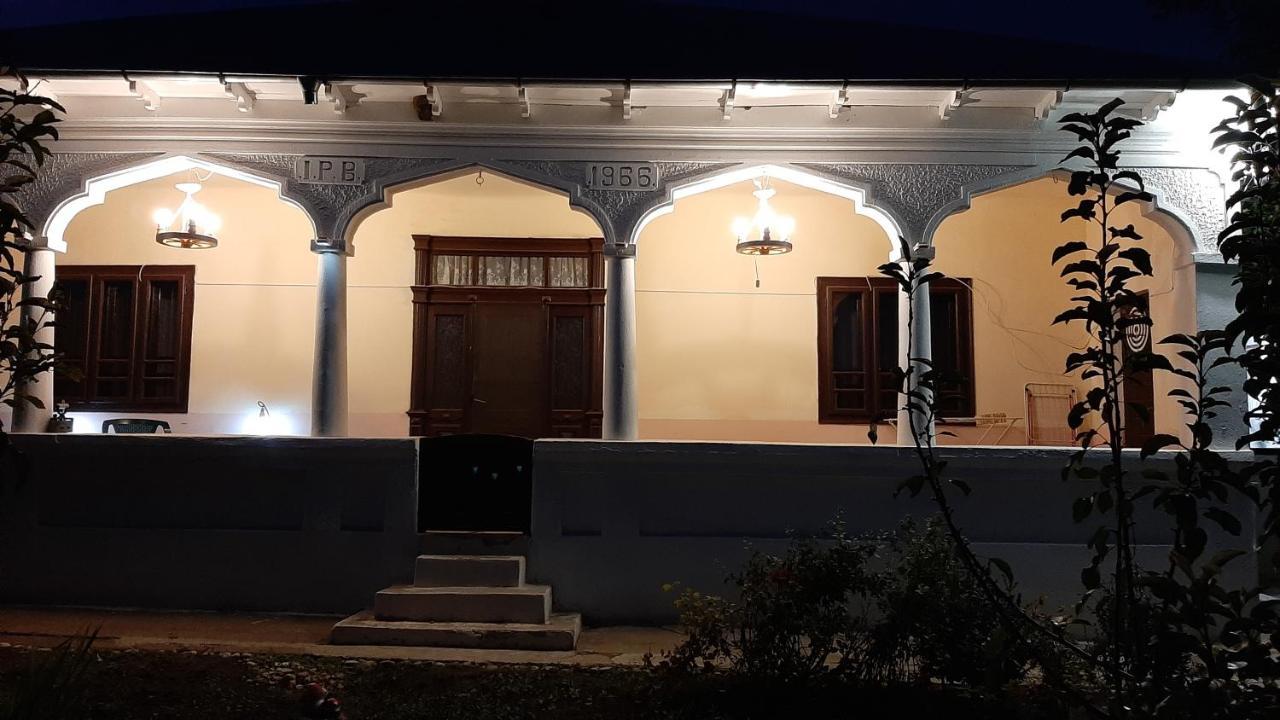Edelweiss Guesthouse, Glamping And Camping Suhaia Esterno foto