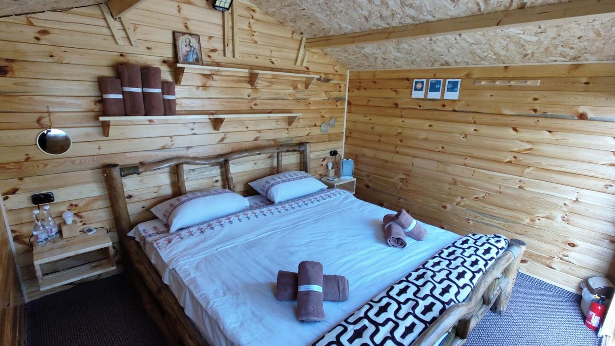 Edelweiss Guesthouse, Glamping And Camping Suhaia Esterno foto