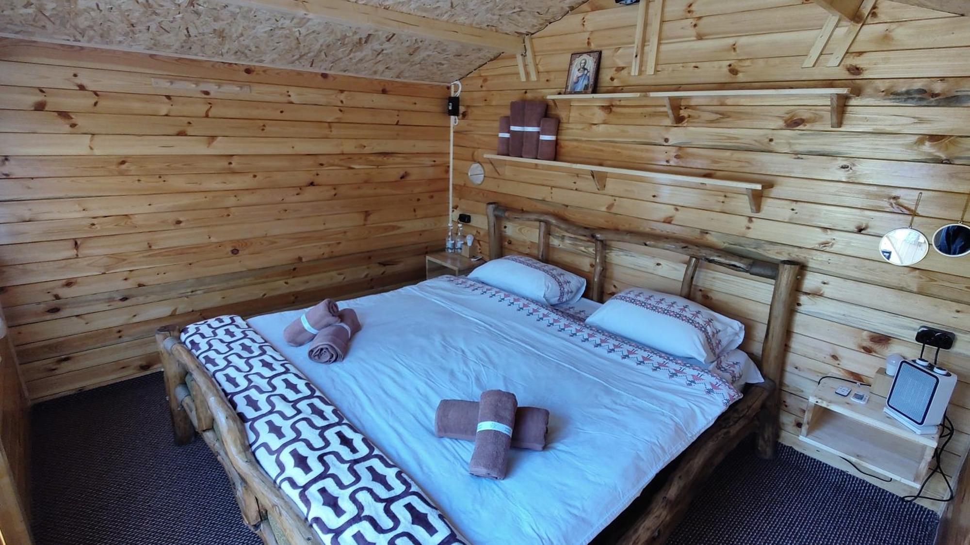 Edelweiss Guesthouse, Glamping And Camping Suhaia Esterno foto