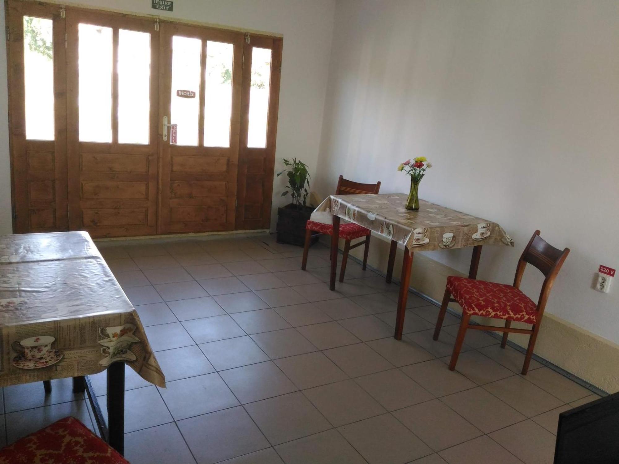 Edelweiss Guesthouse, Glamping And Camping Suhaia Esterno foto