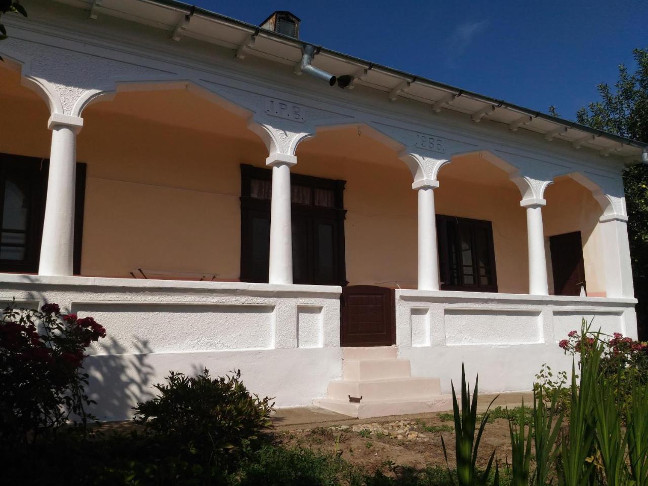 Edelweiss Guesthouse, Glamping And Camping Suhaia Esterno foto